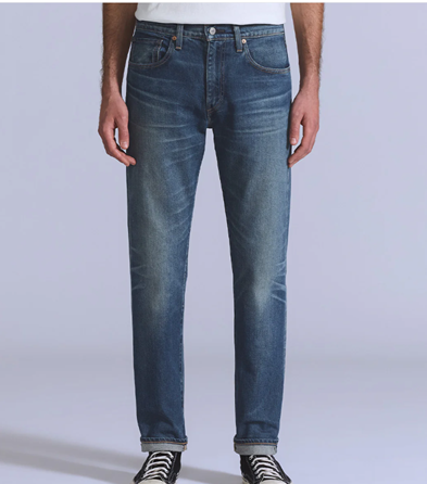 リーバイステーパードジーンズ